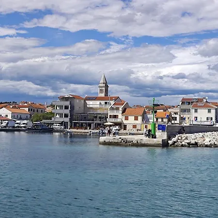 Beachfront Pakoštane