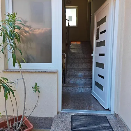 Apartamento Beachfront Pakoštane